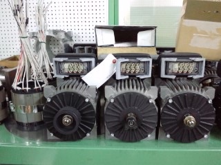 発電機
